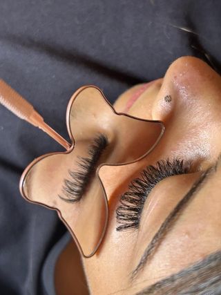 Pestañas pelo a pelo