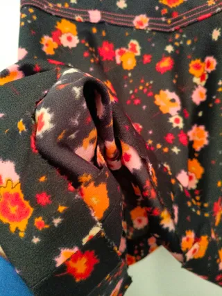 Vestidos, faldas y abrigo