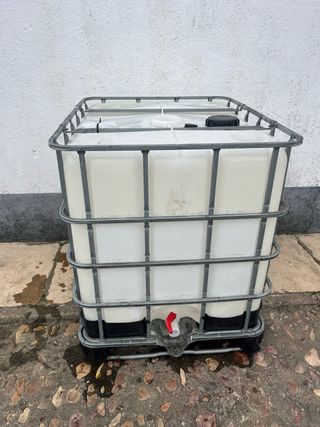 Bidón 1000L con grifo