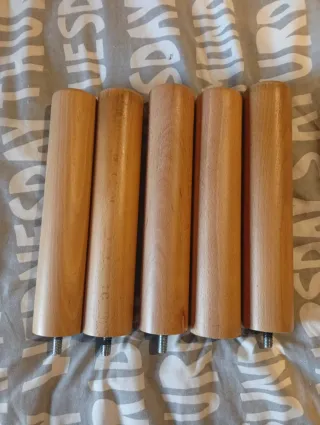 Somier de lamas de madera con patas