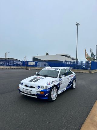 Ford escort cosworth