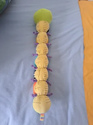 Sonajero oruga peluche