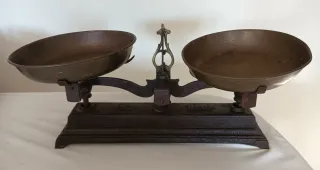 Balanza antigua
