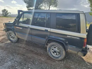 Isuzu Trooper 99