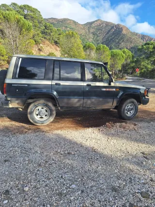 Isuzu Trooper 99