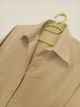 Camisa beige manga 3/4 Talla L