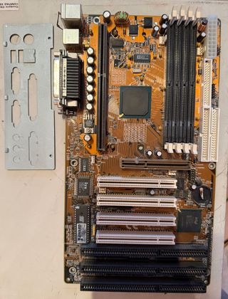 Placa Base Retro suthhle hot 637v3 slot1