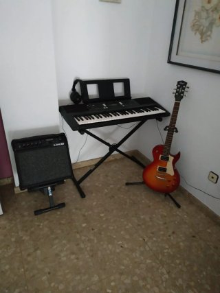Teclado Yamaha PSR-E343 + soporte