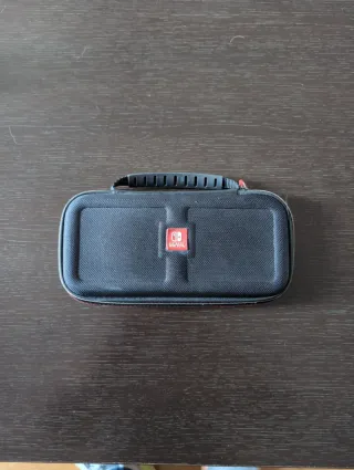 Funda Nintendo Switch Negra