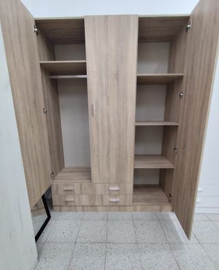 Armario 3 puertas con 2 cajones
