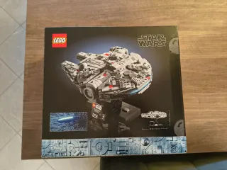 LEGO Star Wars 75375 Millennium Falcon