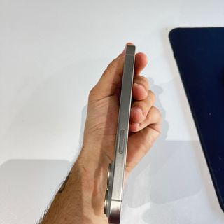 iPhone 15 Pro 128GB Titanio Natural