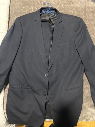 Traje de hombre negro