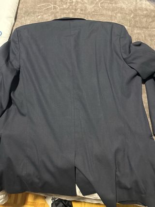 Traje de hombre negro