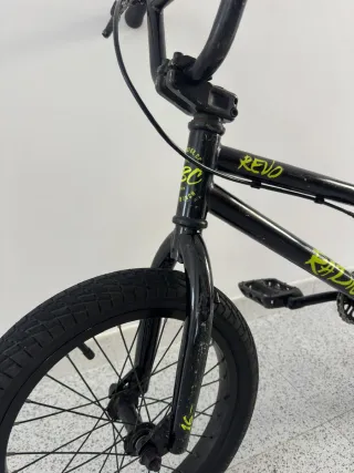 Bici BMX Radio Revo 16