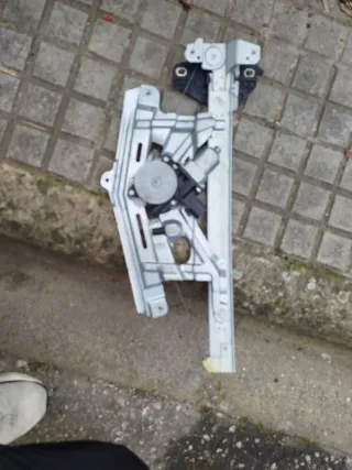 Elevalunas Dcho Honda Civic 2008.