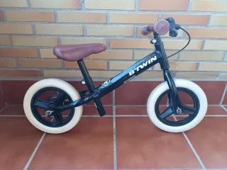 Bicicleta infantil B'TWIN sin pedales