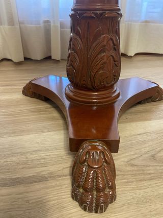 Mesa redonda de madera haya