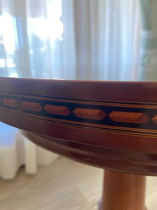 Mesa redonda de madera haya