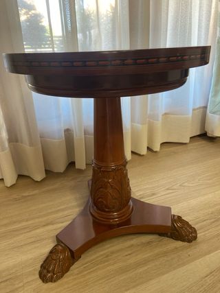 Mesa redonda de madera haya