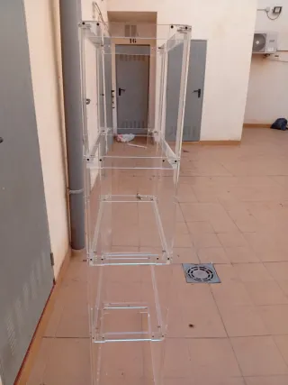 Mueble expositor metacrilato con baldas cristal