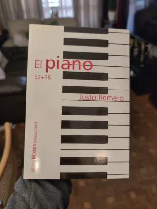El piano 52 + 36