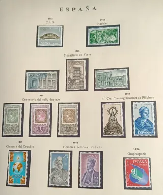 9 Álbumes Sellos España desde 1965  a 2019