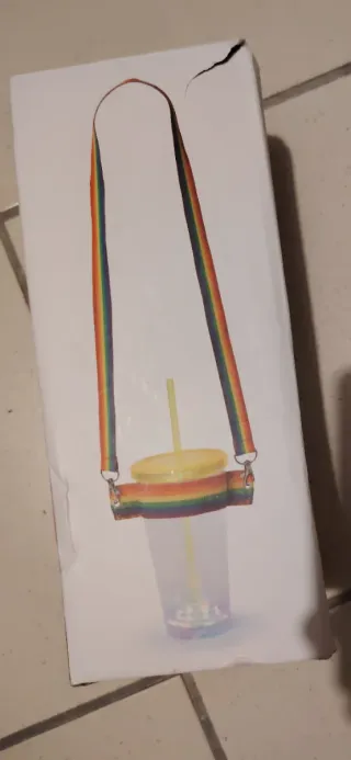 Bicchiere luminoso con tracolla