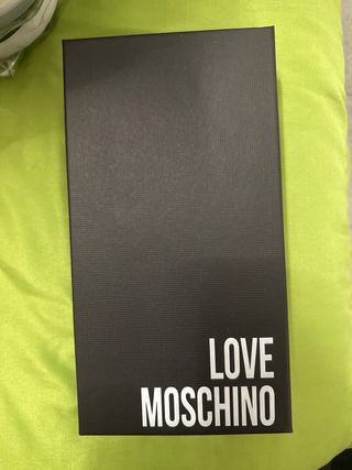 Portafoglio Love Moschino nero trapuntato