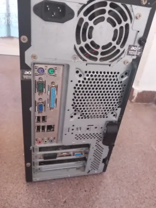 Torre PC Acer Aspire Negra