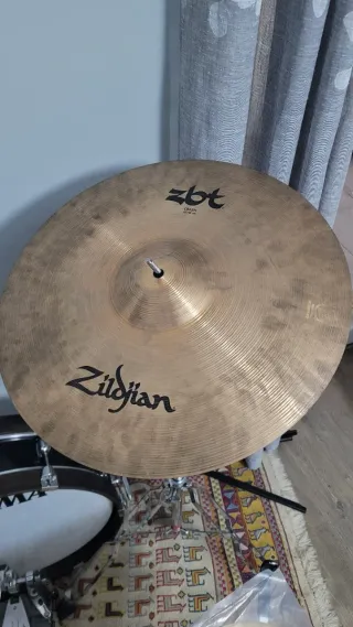 Piatti per batteria in ottone