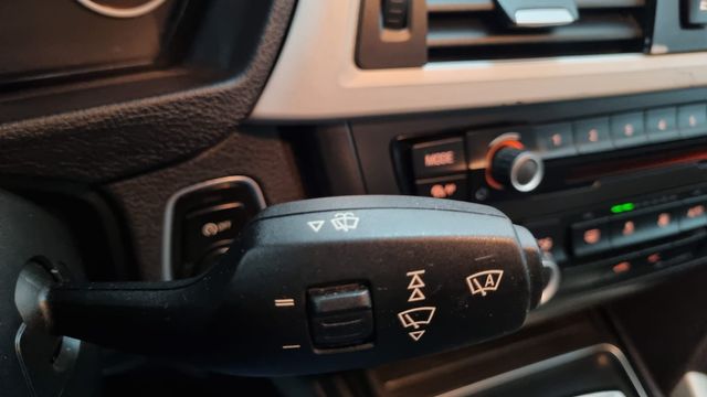 BMW Serie 3 GT -BOLA REMOLQUE-ETIQ C