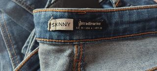 Vaqueros Stradivarius mujer T.36 rotos