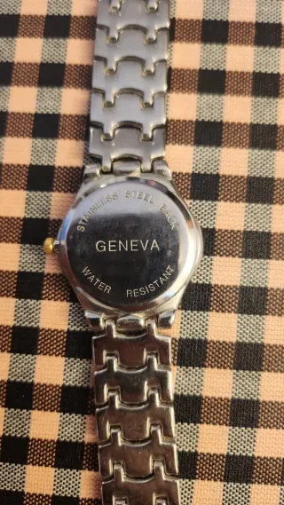 Reloj Geneva Mujer Oro y Plata. SIN PILA