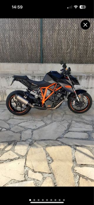 KTM 1290 Super Duke Naked 2015
