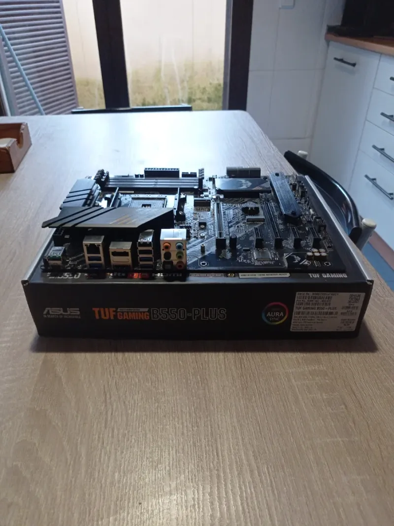 Placa Base Asus TUF Gaming B550-PLUS ATX AM4 afbeelding 3