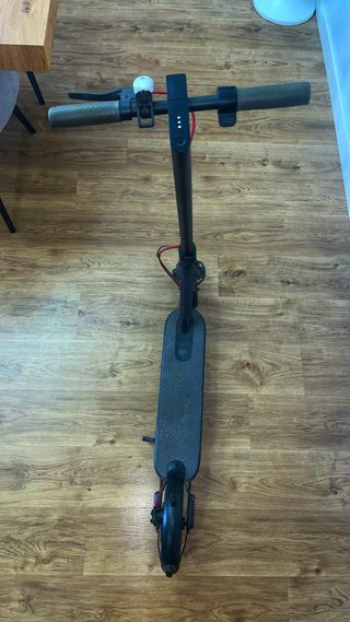 Patinete Eléctrico Xiaomi M365 + Cargador