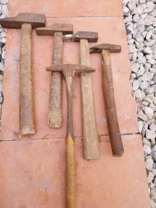 Lote 5 martillos antiguos