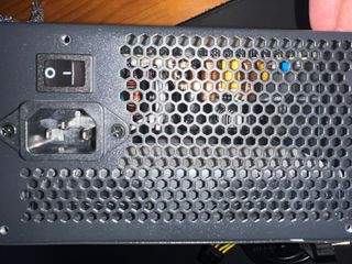 Fuente Hiditec BZ750 - 750W 80 Plus Bronze