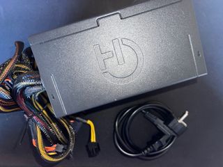 Fuente Hiditec BZ750 - 750W 80 Plus Bronze