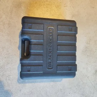 Fresadora Black+Decker 1200W con maletín