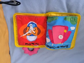 Maletín actividades bebé tela