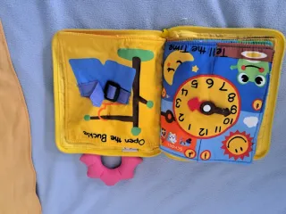 Maletín actividades bebé tela