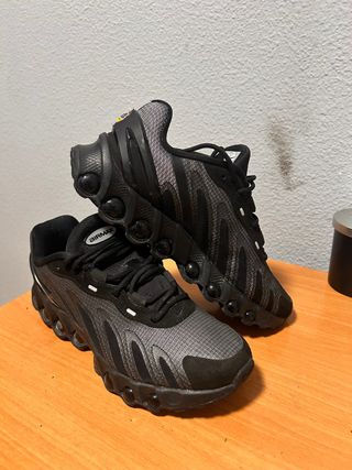 Zapatillas Nike Air DN Negras/Grises