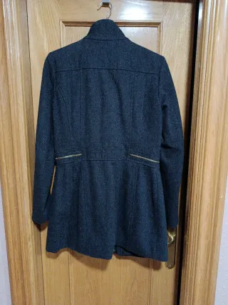 Abrigo Vero Moda gris tres cuartos