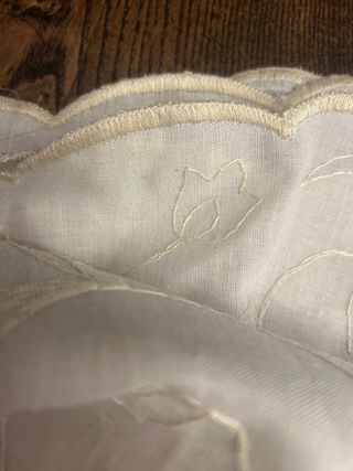 Cortinas de lino beige y blanco