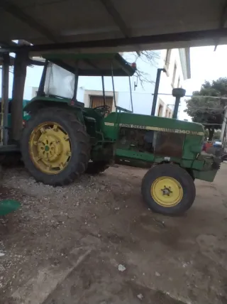 Tractor John Deere 2140 90cv Con retovato