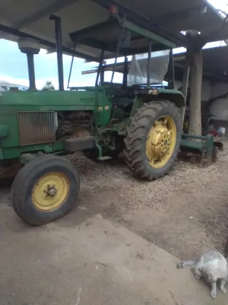 Tractor John Deere 2140 90cv Con retovato