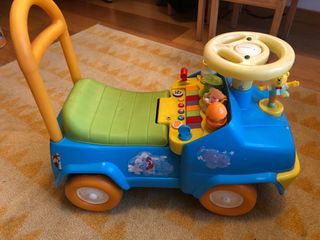 Correpasillos musical azul y verde