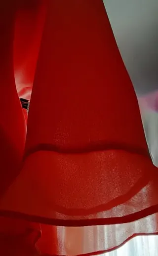 Conjunto color coral chaqueta y 2 faldas Talla 52,